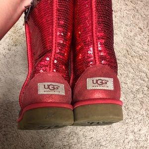 Red sparkle uggs size 8